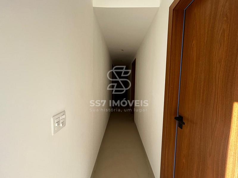 Ampla casa térrea com 3 suítes + amplo terreno no Mercúrio -  Cajuru! — foto 14