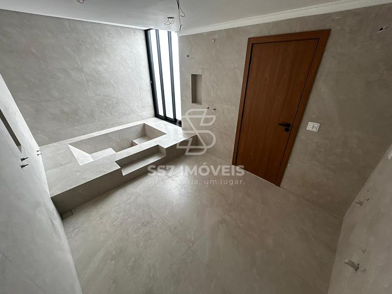 Ampla casa térrea com 3 suítes + amplo terreno no Mercúrio -  Cajuru! — foto 20