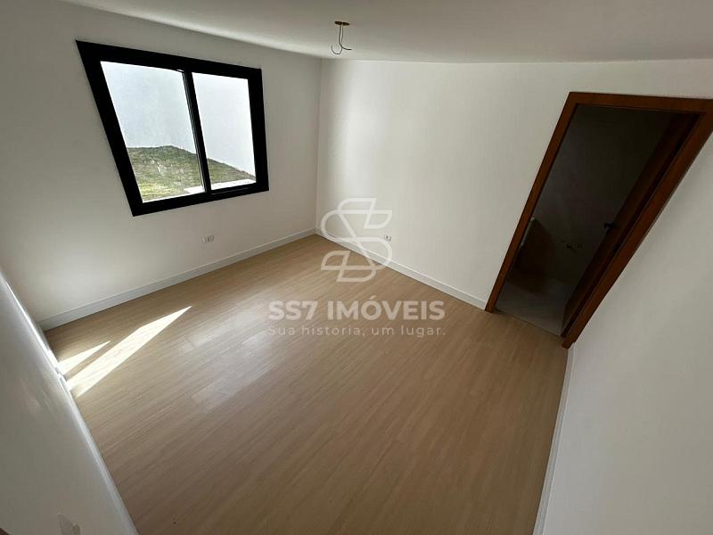 Ampla casa térrea com 3 suítes + amplo terreno no Mercúrio -  Cajuru! — foto 22