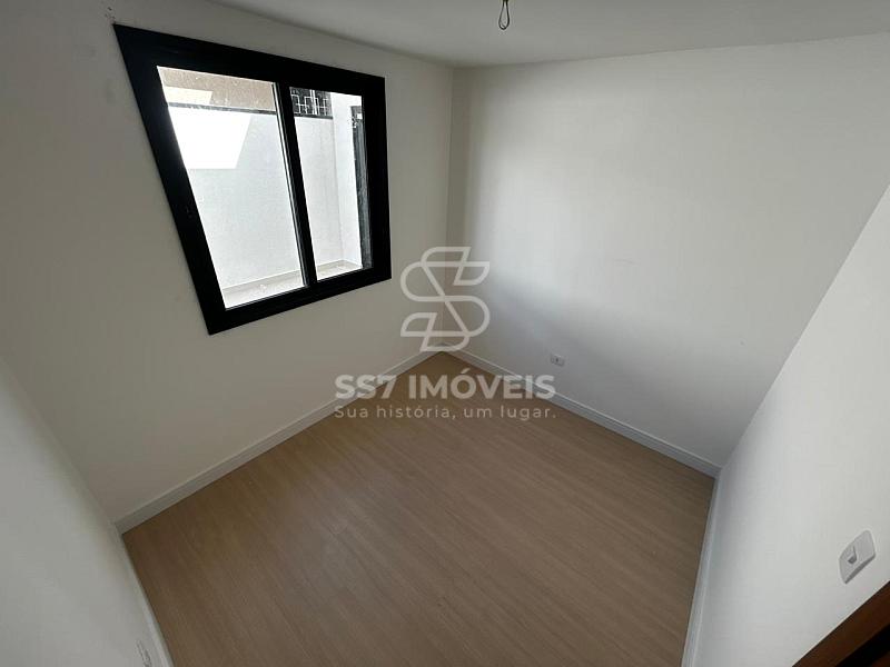 Ampla casa térrea com 3 suítes + amplo terreno no Mercúrio -  Cajuru! — foto 24