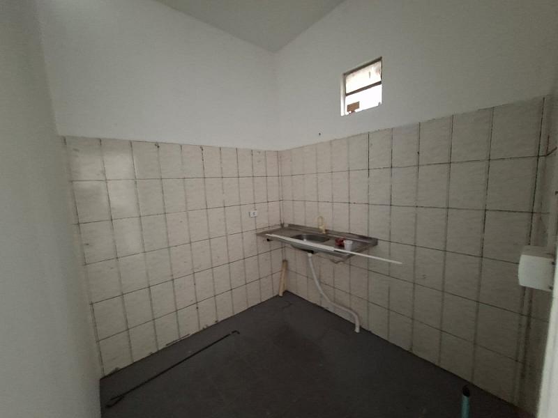 LOCA��O - SAL�O COMERCIAL - JD. S�O JO�O - SALTO/SP 4