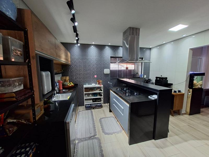VENDA - RESID�NCIA - MADRE PAULINA - SALTO/SP 12