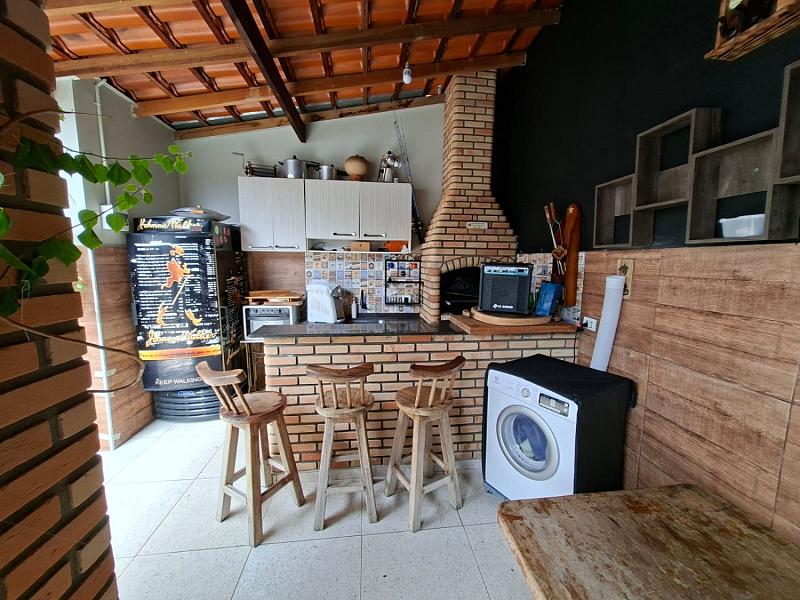 VENDA - RESID�NCIA - MADRE PAULINA - SALTO/SP 27