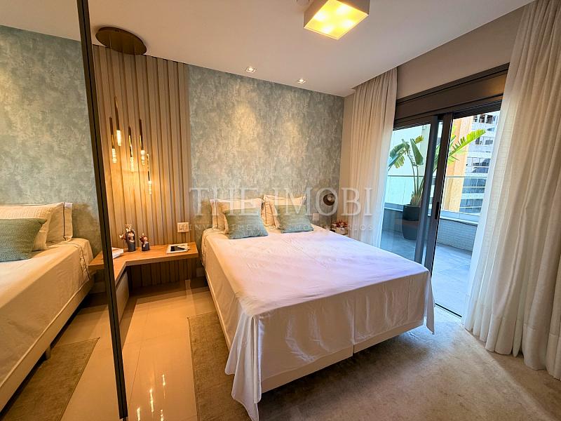 Apartamento com 4 quartos à venda, 268m², 5 banheiros, 3 garagens - Centro - Balneário Camboriú — foto 2