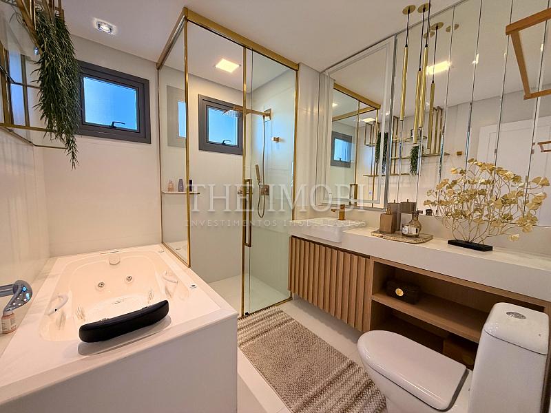 Apartamento com 4 quartos à venda, 268m², 5 banheiros, 3 garagens - Centro - Balneário Camboriú — foto 8