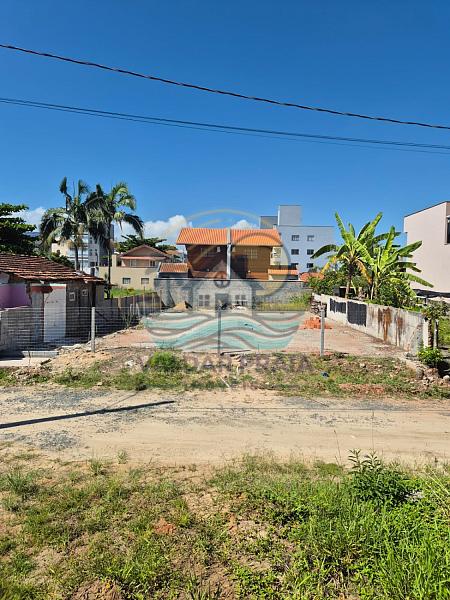 Terreno a 100 Metros da Praia: Seu Refúgio em Itajubá, Barra Velha — foto 2