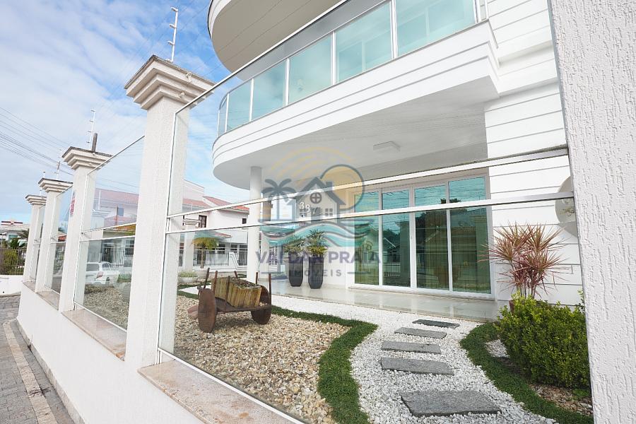 Casa de Alto Padrão em Barra Velha — Exclusividade, Sofisticação e Segurança Total — foto 4