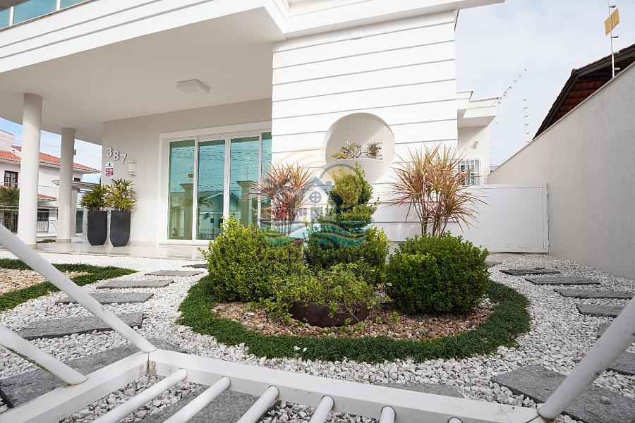 Casa de Alto Padrão em Barra Velha — Exclusividade, Sofisticação e Segurança Total — foto 3