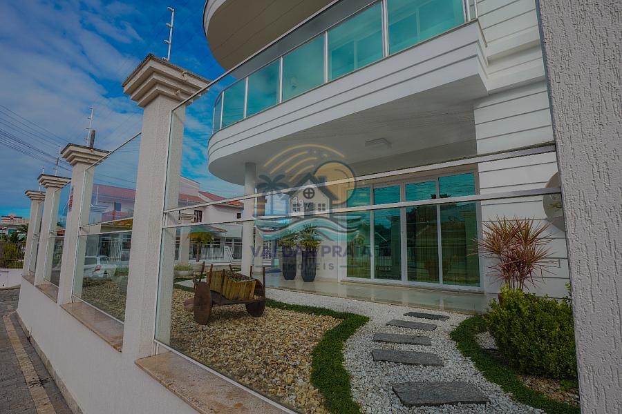 Casa de Alto Padrão em Barra Velha — Exclusividade, Sofisticação e Segurança Total — foto 2