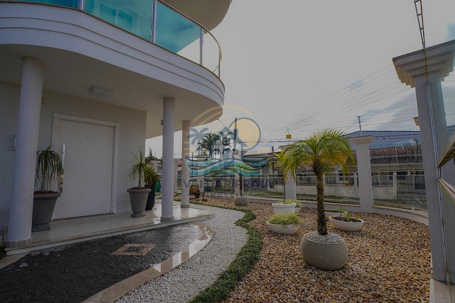 Casa de Alto Padrão em Barra Velha — Exclusividade, Sofisticação e Segurança Total — foto 6