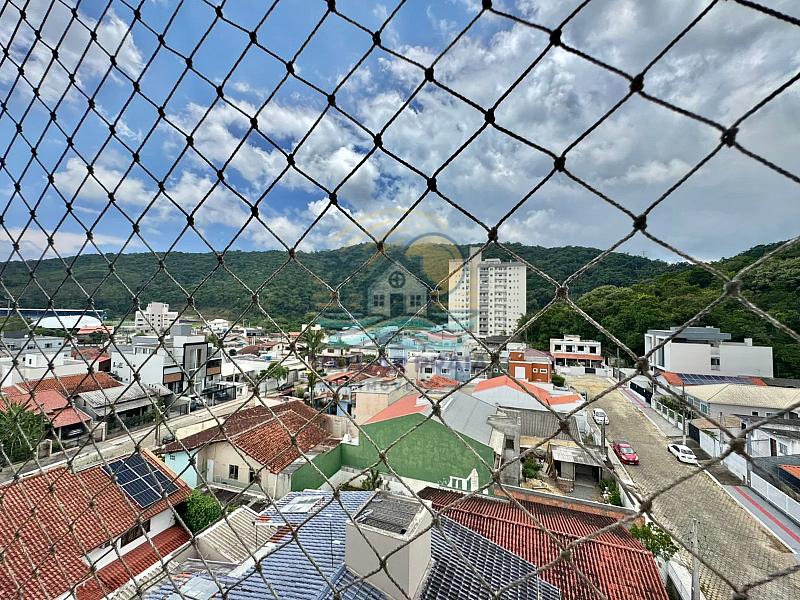 Apartamento com suíte e sacada com churrasqueira no Jardim das Tulherias em Itajaí — foto 11