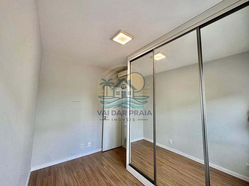 Apartamento com suíte e sacada com churrasqueira no Jardim das Tulherias em Itajaí — foto 13