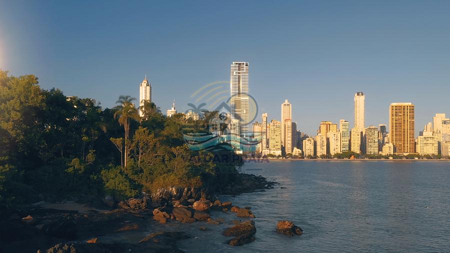 Marena | Alto padrão a poucos metros do mar em Balneário Camboriú com arquitetura contemporânea e forte valorização — foto 2