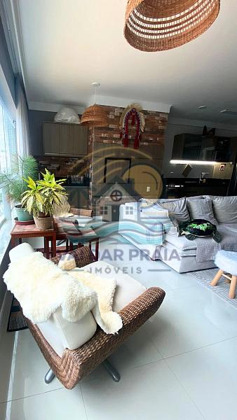 Apartamento no Edifício Porto Madeiro | 2 suítes em localização privilegiada na Praia Brava — foto 13