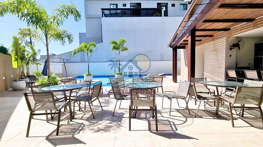 Apartamento no Edifício Porto Madeiro | 2 suítes em localização privilegiada na Praia Brava — foto 3