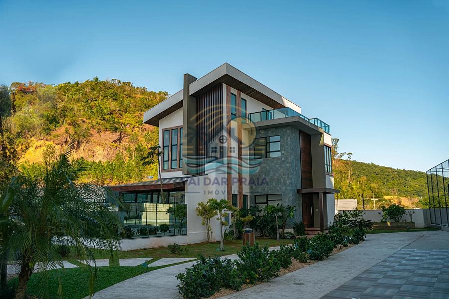 Casa em Condomínio com 3 quartos à venda, 360m², 4 banheiros, 4 garagens - Ressacada - Itajaí — foto 2