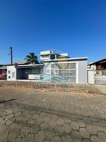 🏖️ Casa Moderna com Piscina a Poucos Passos da Praia em Penha/SC 🌊 — foto 2