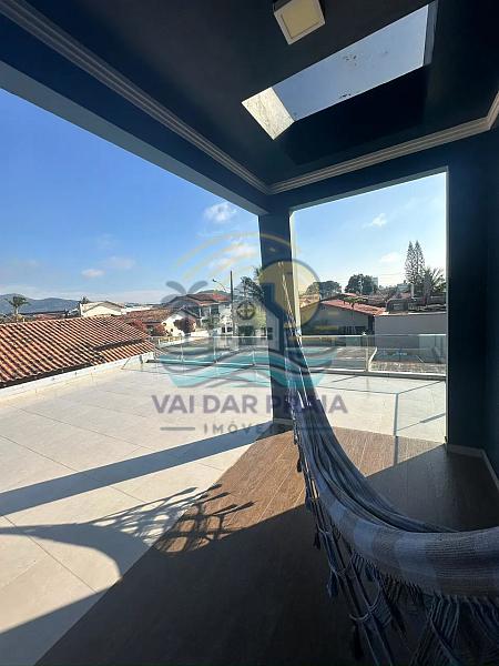 🏖️ Casa Moderna com Piscina a Poucos Passos da Praia em Penha/SC 🌊 — foto 9