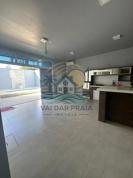 🏖️ Casa Moderna com Piscina a Poucos Passos da Praia em Penha/SC 🌊 — foto 6