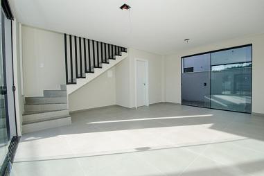 Desing Exclusivo e Moderno, 2 suites, 3 dormitorios, bem pertinho da Praia