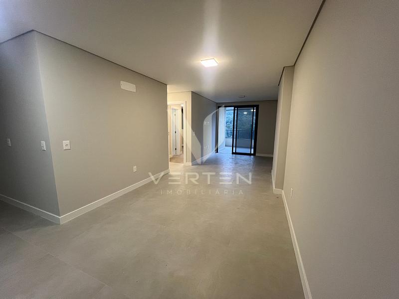 Apartamento 2 Dormit�rios com Su�te no Centro de Itaja� 2