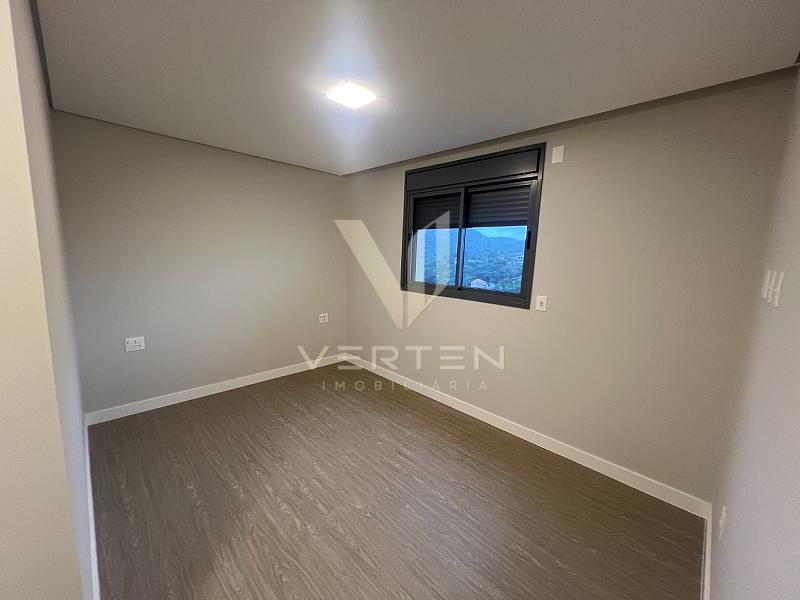 Apartamento 2 Dormit�rios com Su�te no Centro de Itaja� 11