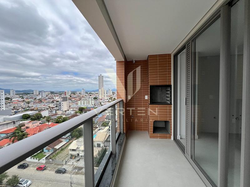 Apartamento de 2 Dormit�rios com Su�te no Residencial Duque 375 � Itaja� 2