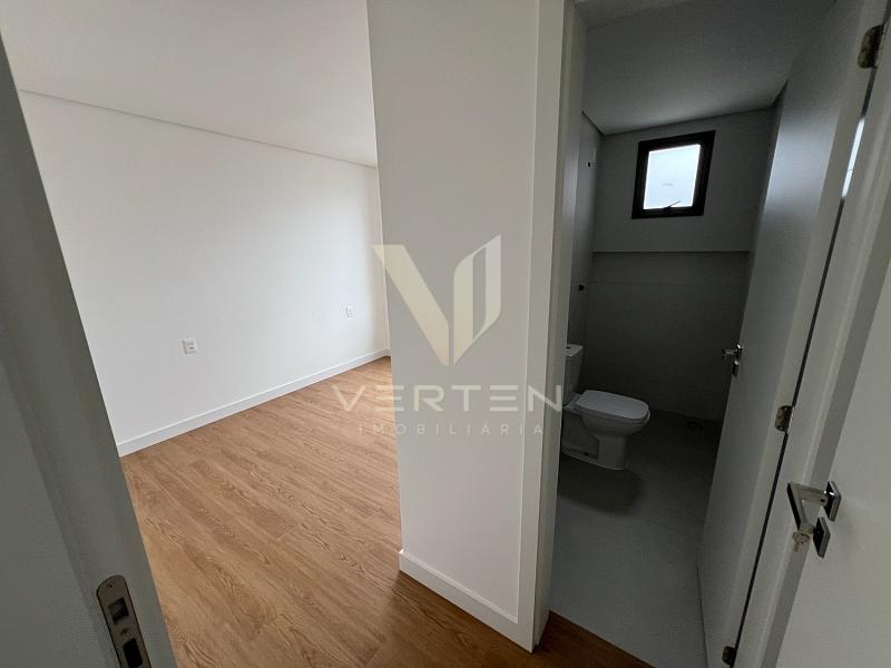 Apartamento de 2 Dormit�rios com Su�te no Residencial Duque 375 � Itaja� 10