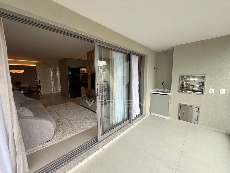 Apartamento de 3 Dormit�rios com 3 Su�tes no Fazenda Garden 5