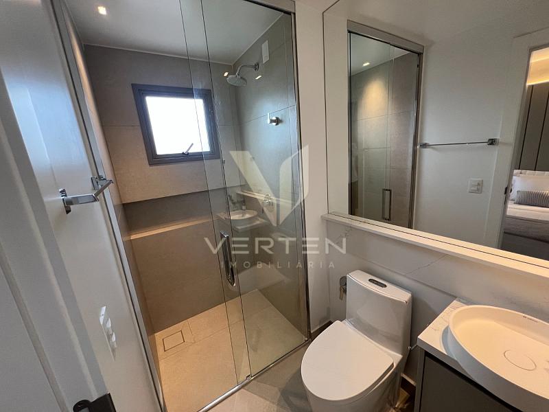 Apartamento de 3 Dormit�rios com 3 Su�tes no Fazenda Garden 9