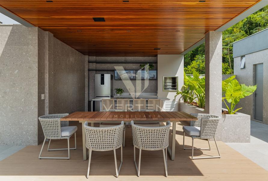 Apartamento 2 Dormit�rios com Su�te no Centro de Itaja� 20