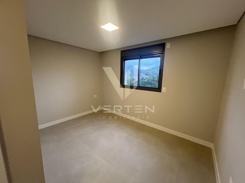 Apartamento 2 Dormit�rios com Su�te no Centro de Itaja� 10