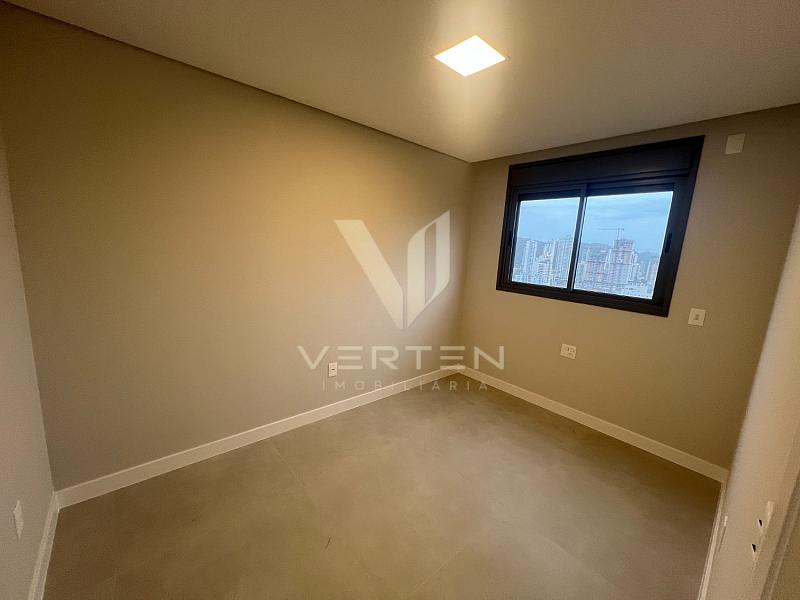 Apartamento 2 Dormit�rios com Su�te no Centro de Itaja� 11