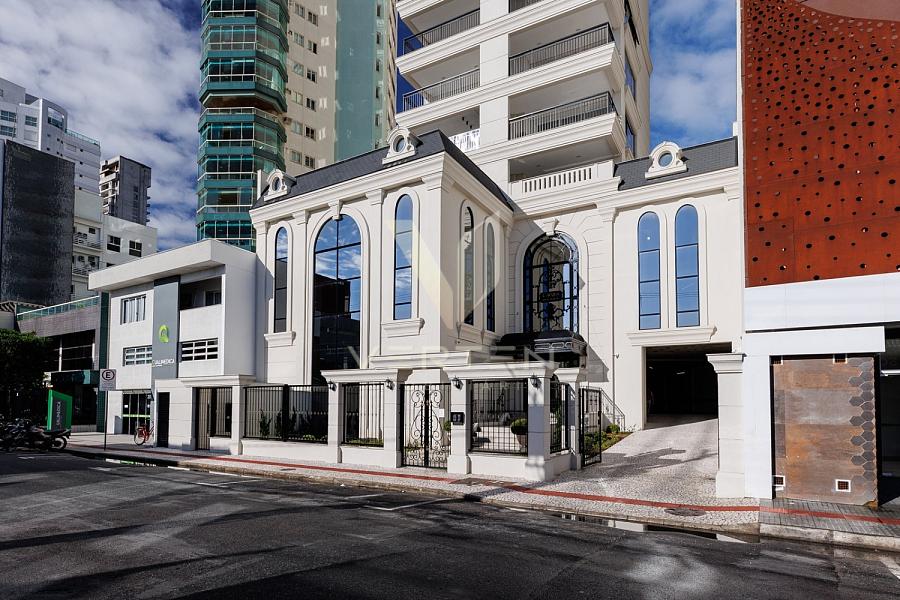 Apartamento 343 m� | 3 Su�tes | 2 Vagas 24
