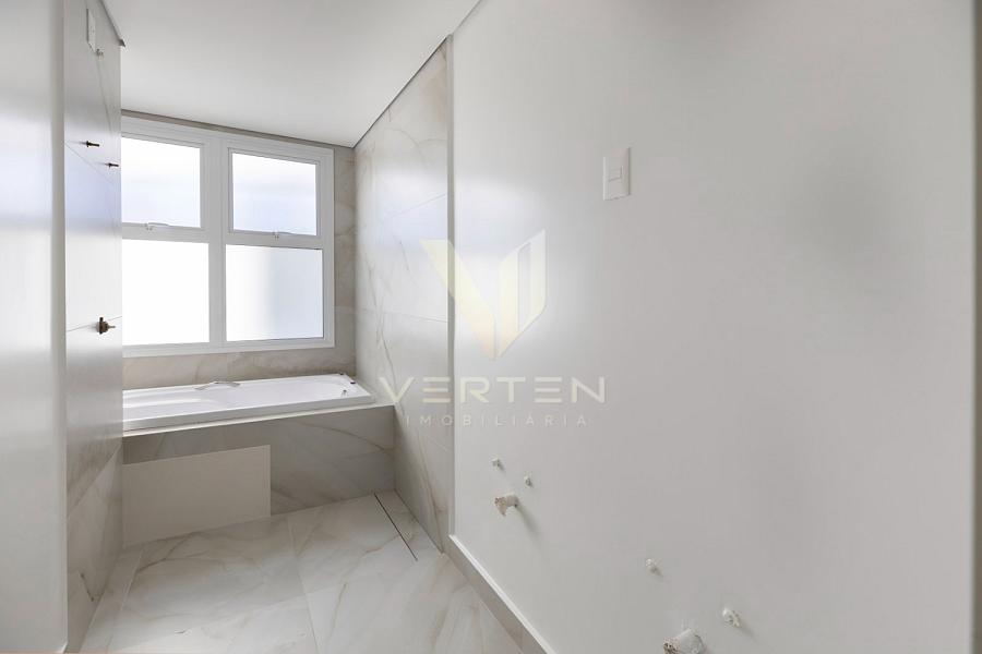 Apartamento Garden de Alto Padr�o com 321 m�, 3 Su�tes e 3 Vagas 18