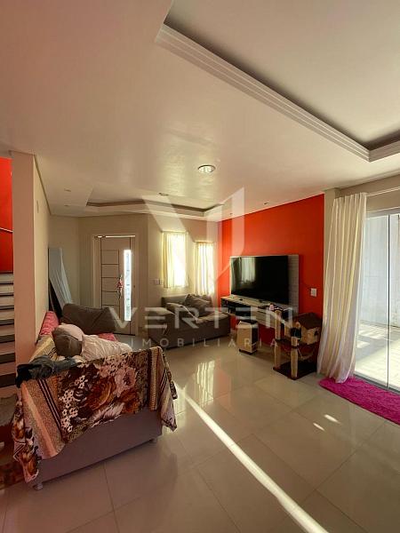 Casa com 240 m� em Penha 10