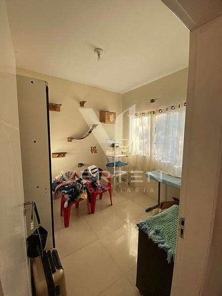 Casa com 240 m� em Penha 11