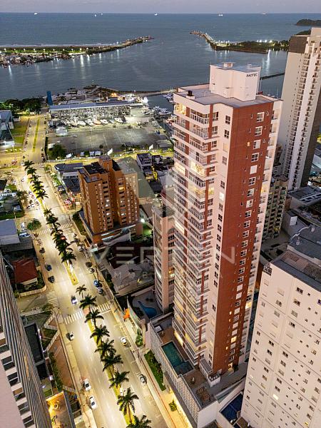 3 Su�tes, 148m� Privativos e 3 Vagas no Volpi Residence | Fazenda, Itaja� 54