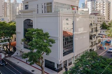 Apartamento com 3 quartos à venda, 123m², 4 banheiros - Centro - Balneário Camboriú