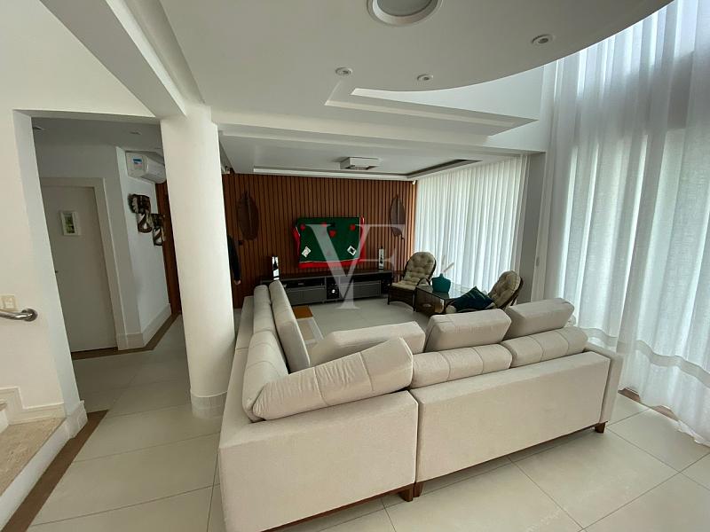 Casa Frente Mar em Zimbros – Bombinhas/SC — foto 4