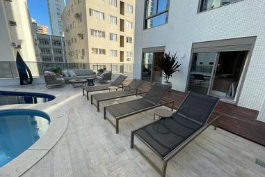 Diferenciado com piscina no PRIVILÉGE RESIDENCE